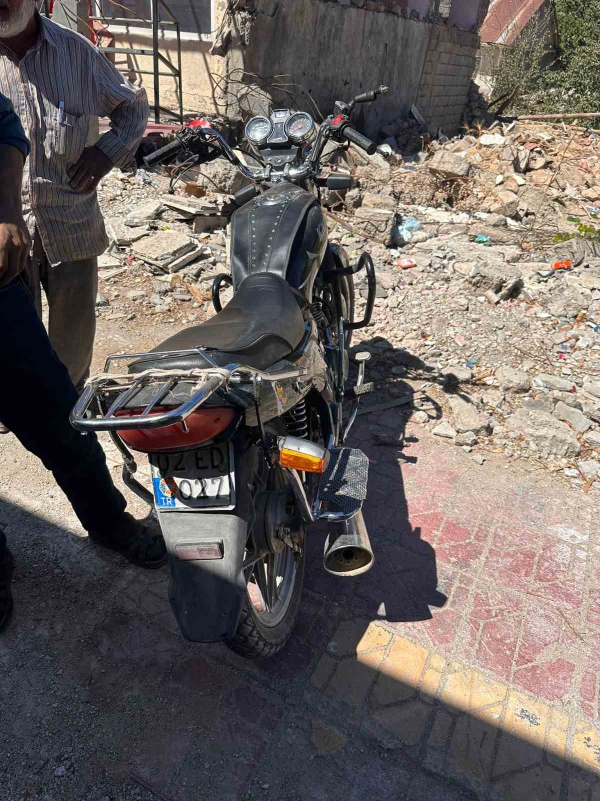 Malatya’da motosiklet devrildi 1 yaralı
