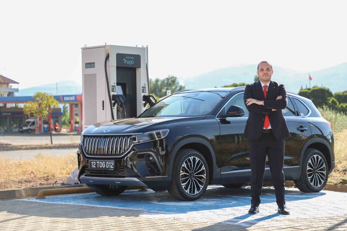 BİNTSO Başkanı Çintay, Togg T10X araç ve Trugo şarj cihazını Bingöl’e kazandırdı
