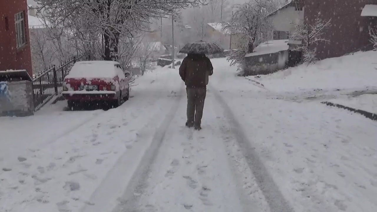 Tunceli kara teslim
