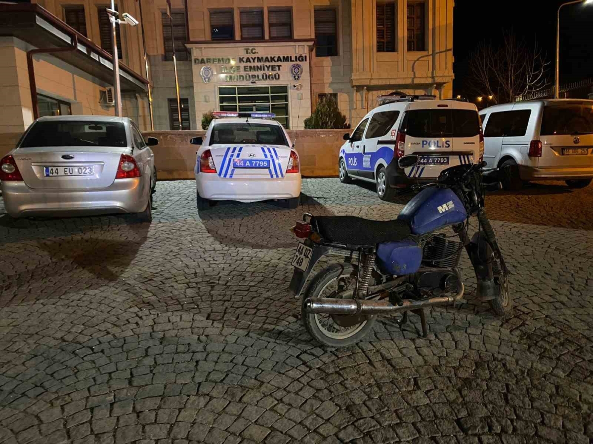 Polis motosiklet hırsızını 50 saatlik kamera kaydını inceleyerek buldu
