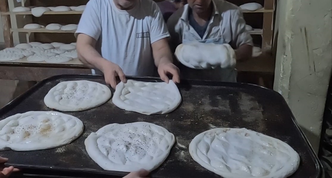 Erciş’te indirimli ekmek satan fırıncı tepki alıyor
