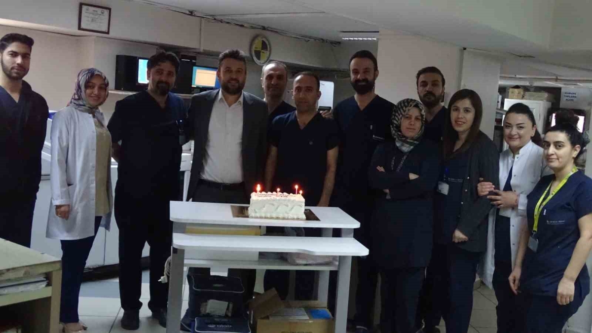 Lokman Hekim Van Hastanesinde Laborantlar günü kutlandı
