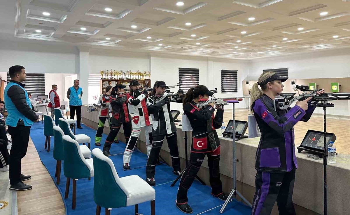 Havalı Silahlar Bölgesel Egemenlik Kupası müsabakaları Erzincan’da düzenlendi
