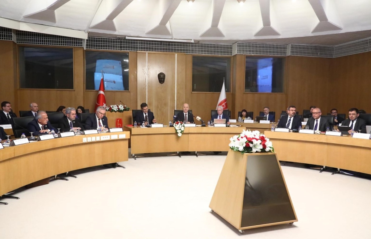 Rektör Çomaklı, araştırma üniversiteleri destek programına katıldı
