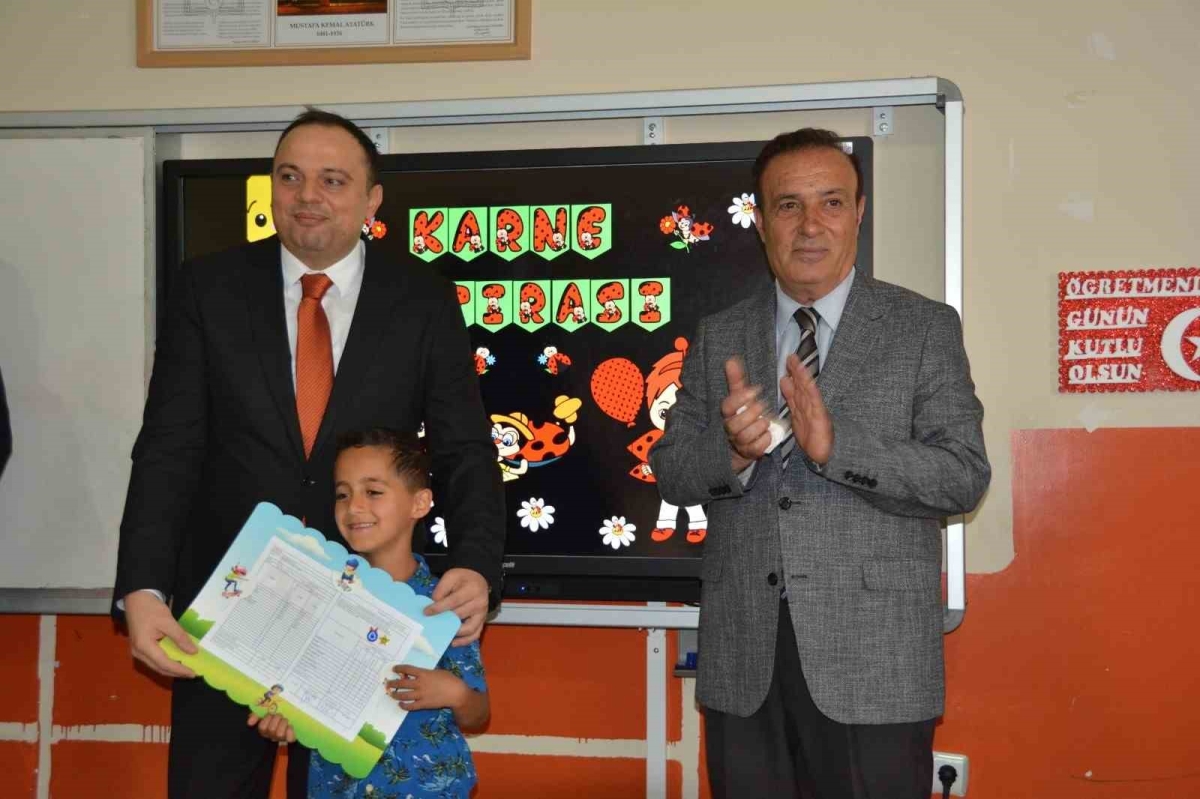Tatvan’da 25 bin 346 öğrenci karne aldı
