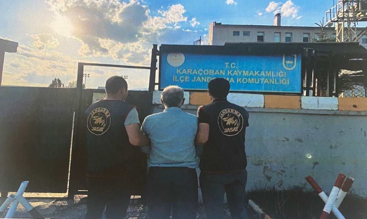 Jandarma cinayet şüphelisini yakaladı
