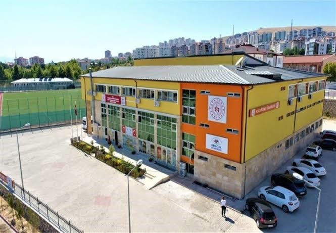 Elazığ Gençlik Merkezi 2024 TEKNOFEST Türkiye finallerinde
