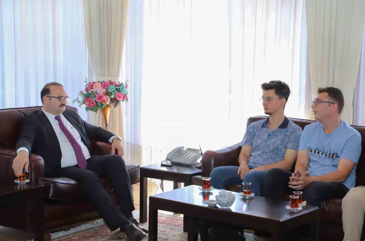 Hacımüftüoğlu: “Sizler, Geleceğin teknolojilerini şekillendireceksiniz”
