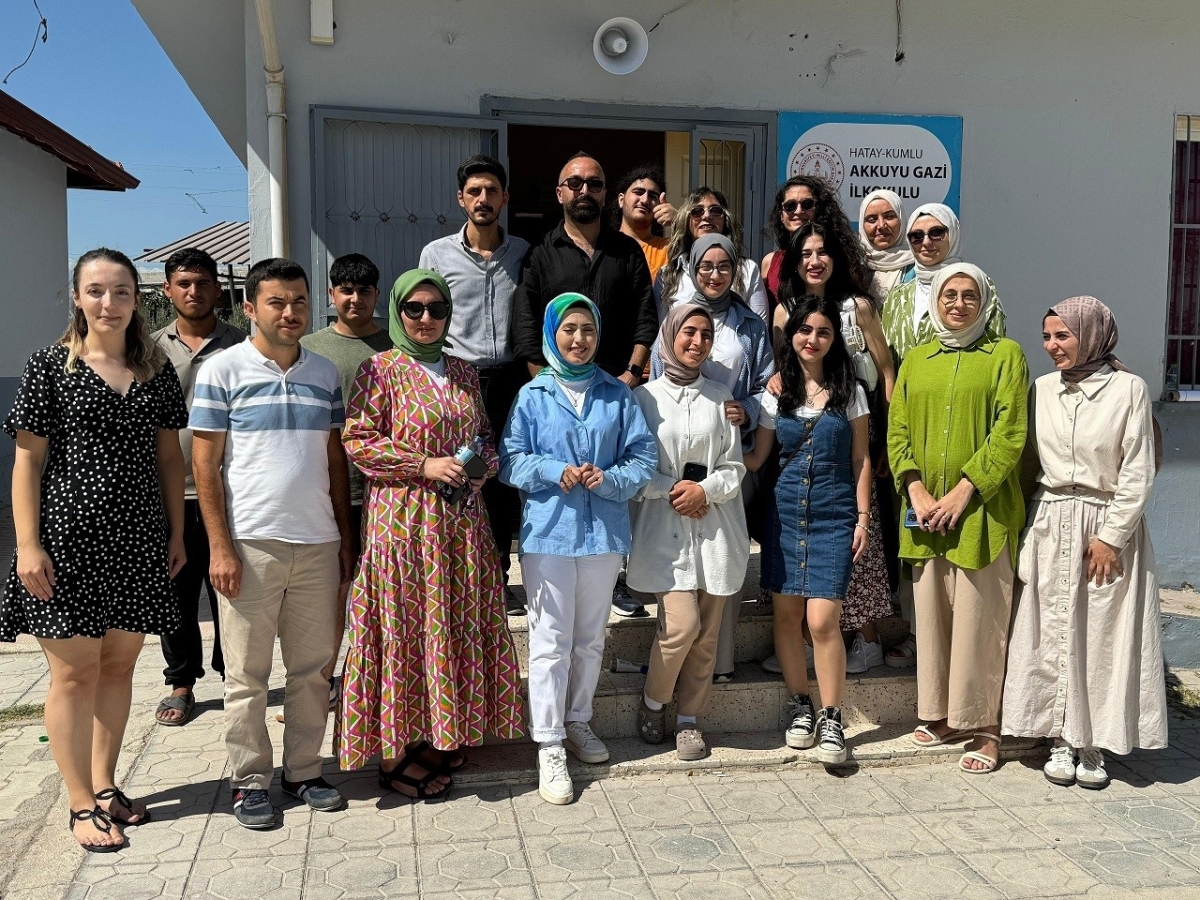 Yakutiye gençlik merkezi ile gülümsediler
