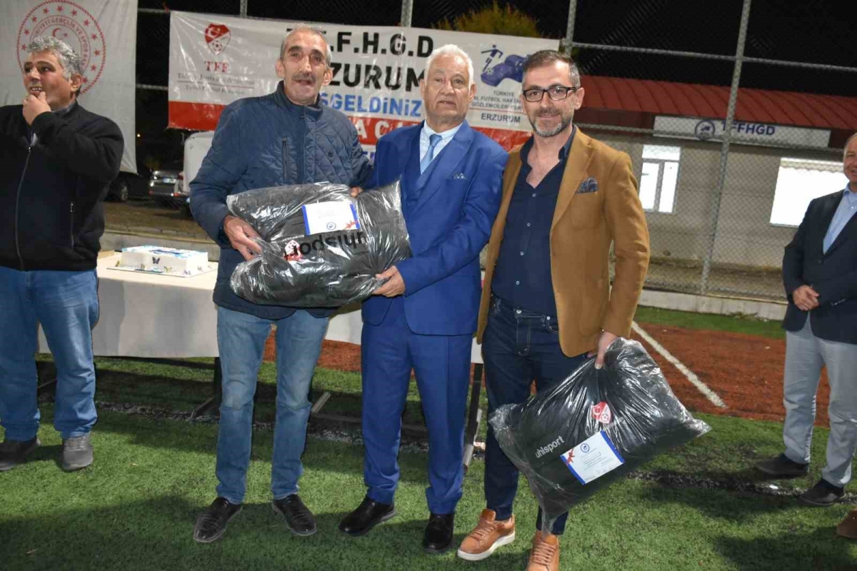 Hakemler sezonu açtı
