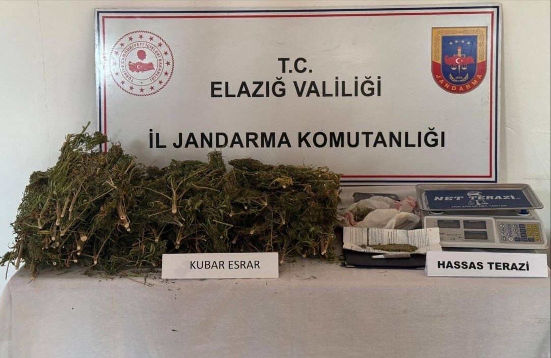 Elazığ’da evde 3 kilo 200 gram esrar ele geçirildi: 1 gözaltı
