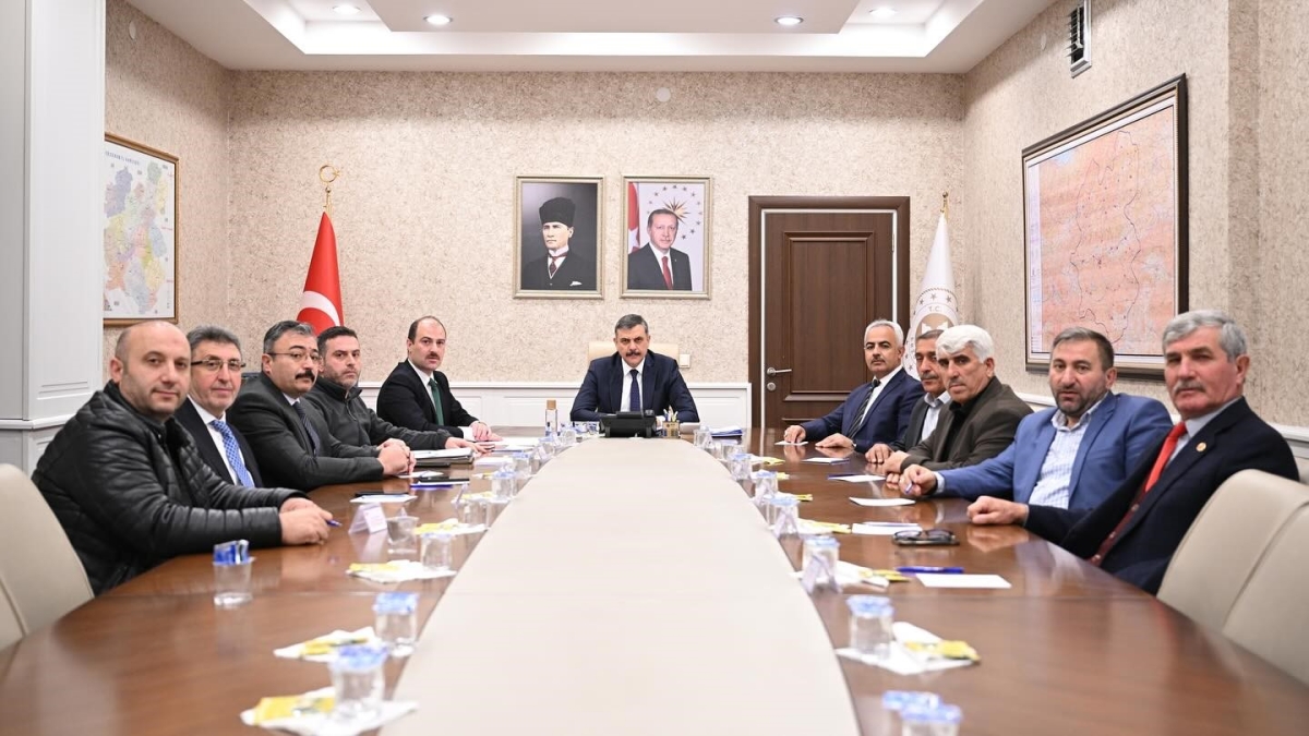 Oltu Organize Sanayi Bölgesi masaya yatırıldı
