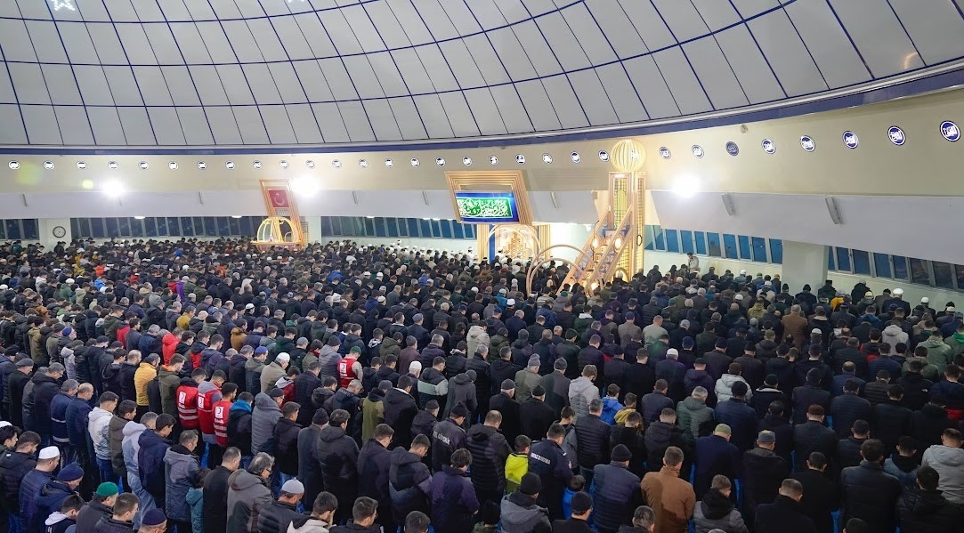 Üç ayların bereketi Terzibaba Camii’nde başladı
