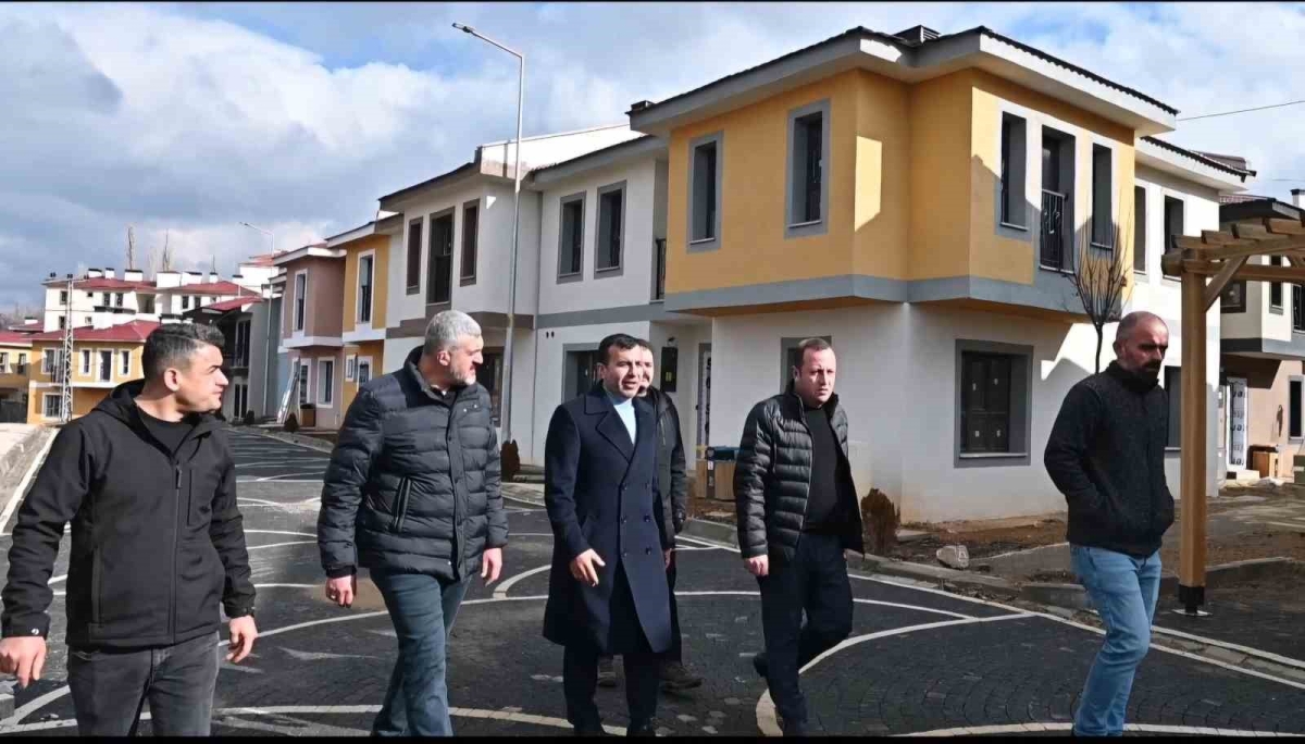 Başkan Sülük’ten TOKİ hak sahiplerine hayırlı olsun ziyareti
