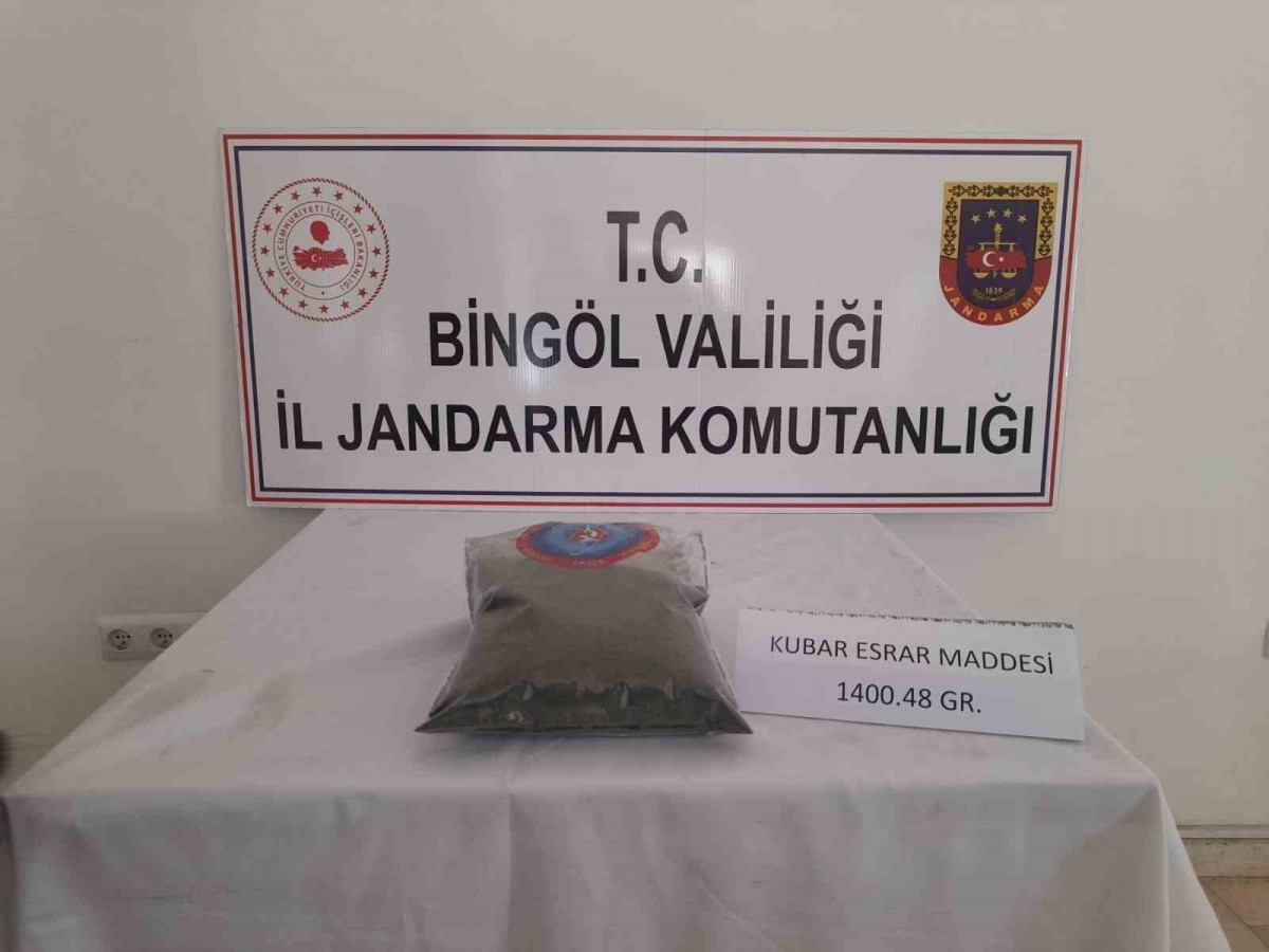 Bingöl’de uyuşturucu madde ve tüfek ele geçirildi
