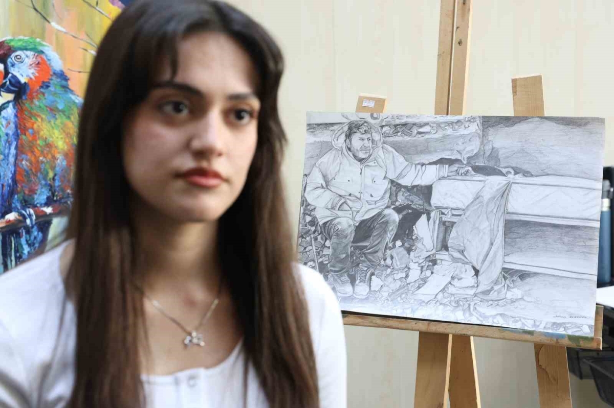 16 yaşındaki depremzede ressam, asrın felaketini sanatıyla yansıttı
