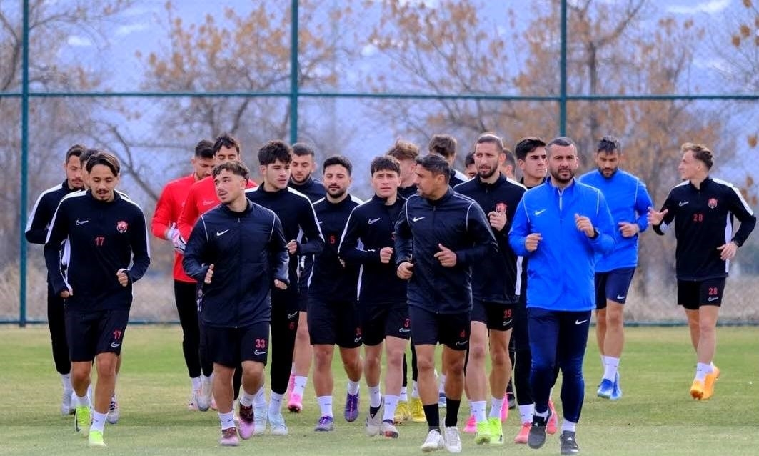 24Erzincanspor, Kırklareli Spor karşısında galibiyet kovalayacak
