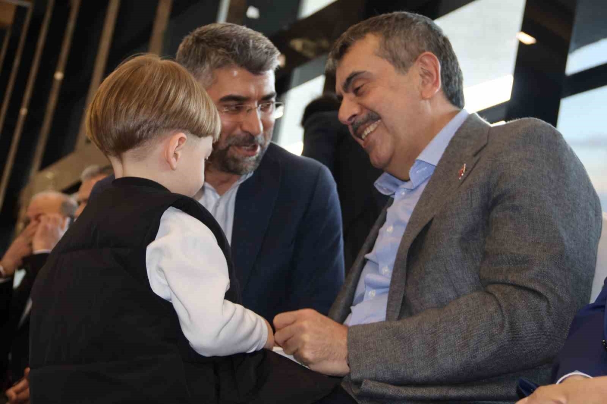 Milli Eğitim Bakanı Tekin: 