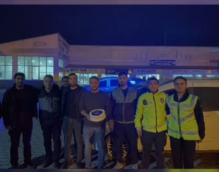 Bitlis’te kavga ihbarına giden polislere sürpriz
