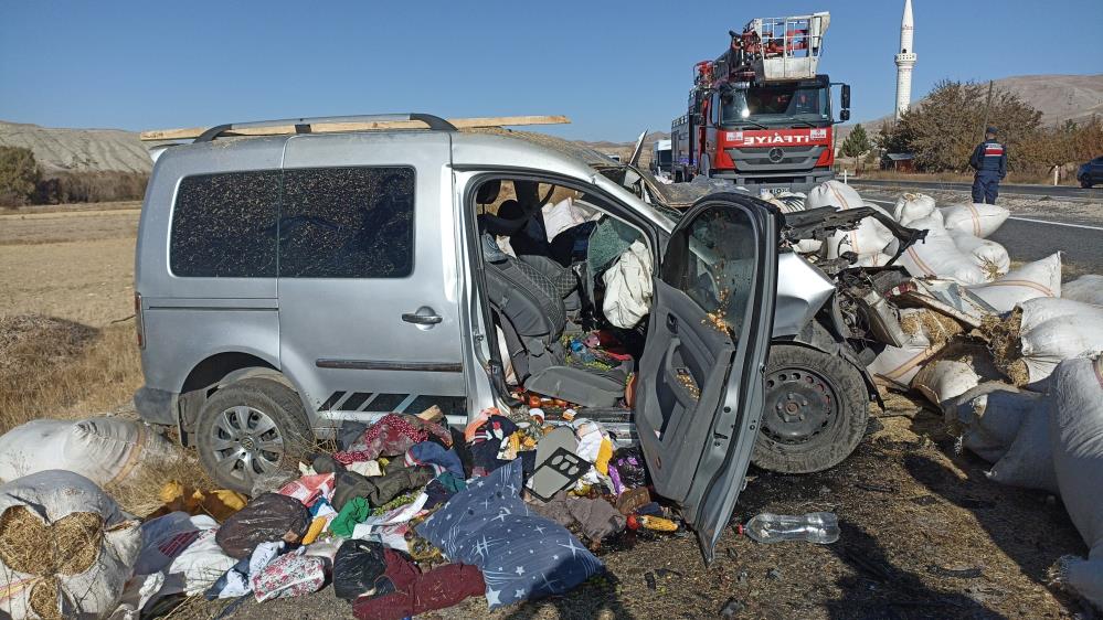 Elazığ’da görevli uzman çavuş feci kazada hayatını kaybetti