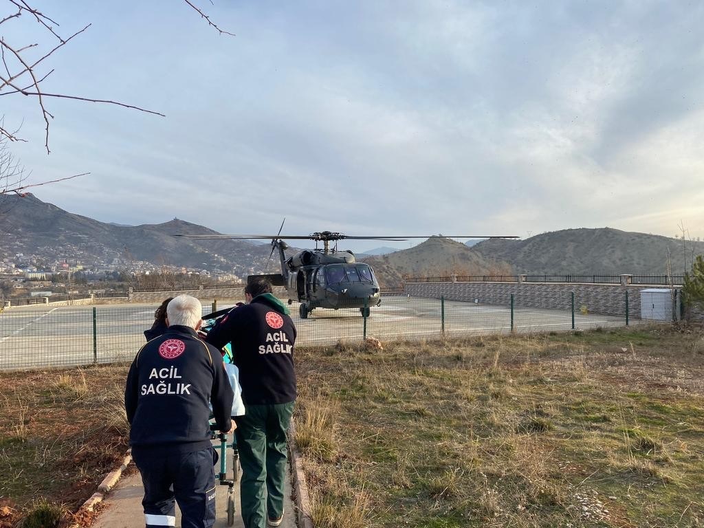 Kalp hastası vatandaşın yardımına jandarma helikopteri yetişti   