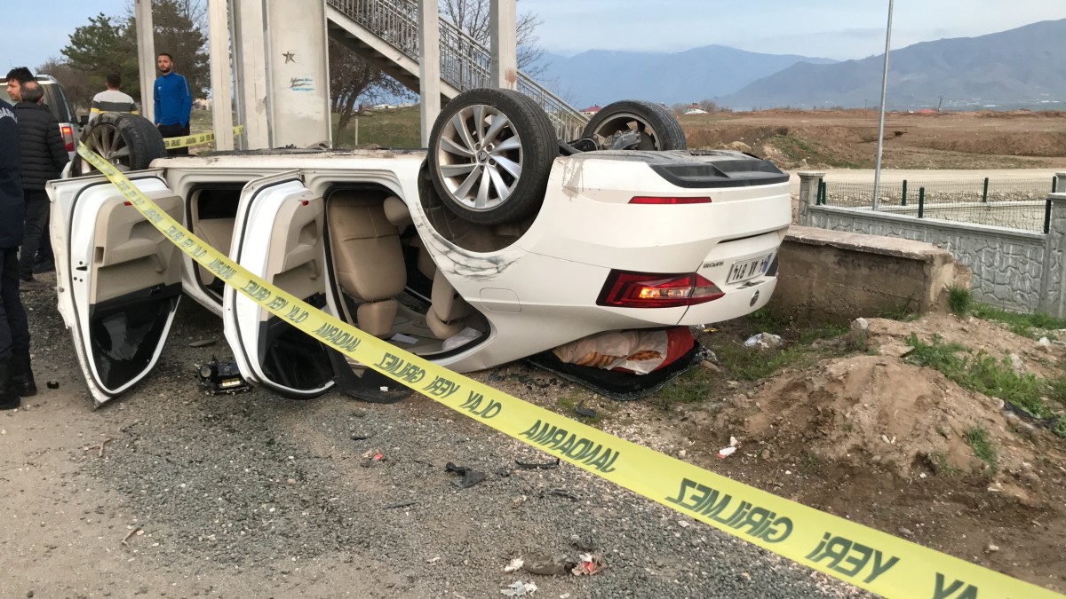 Elazığ’da feci kaza!5 yaralı   