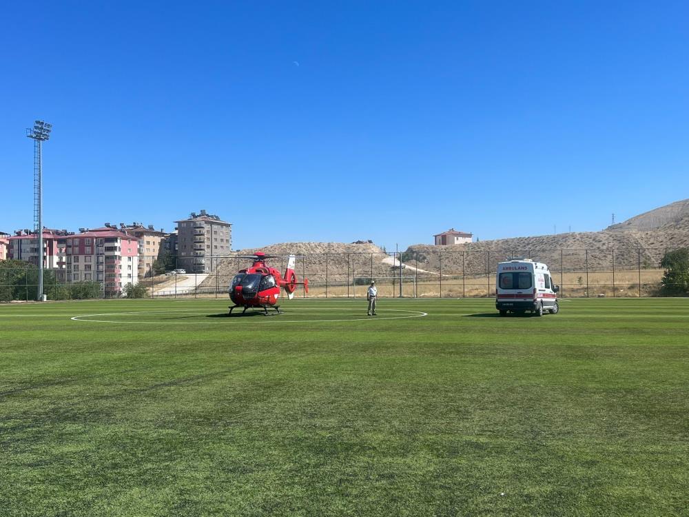 Hava ambulansı iki kalp hastası için havalandı

