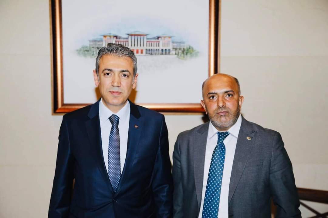'Değerli bürokratımız bizi gururlandırmıştır'