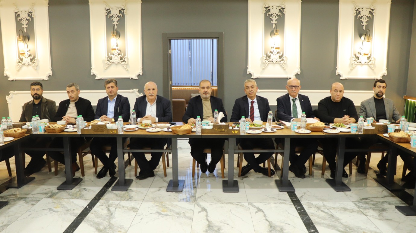 ‘Attığımız her adım Elazığ için kazanca vesile oluyor’