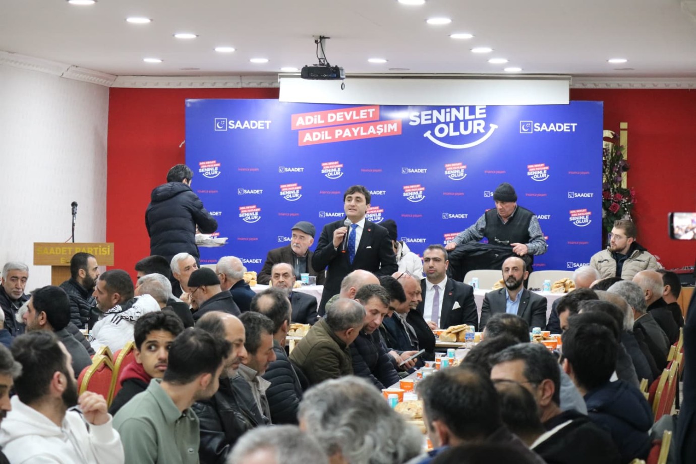 Saadet Partisinden Genel Başkan Yardımcısı Abdullah Akının katılımıyla iftar programı  