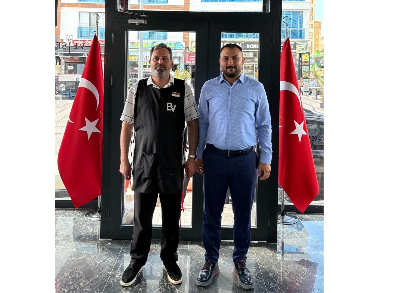 Burak Özgül’den Şehit Ailelerine babalar günü ziyareti